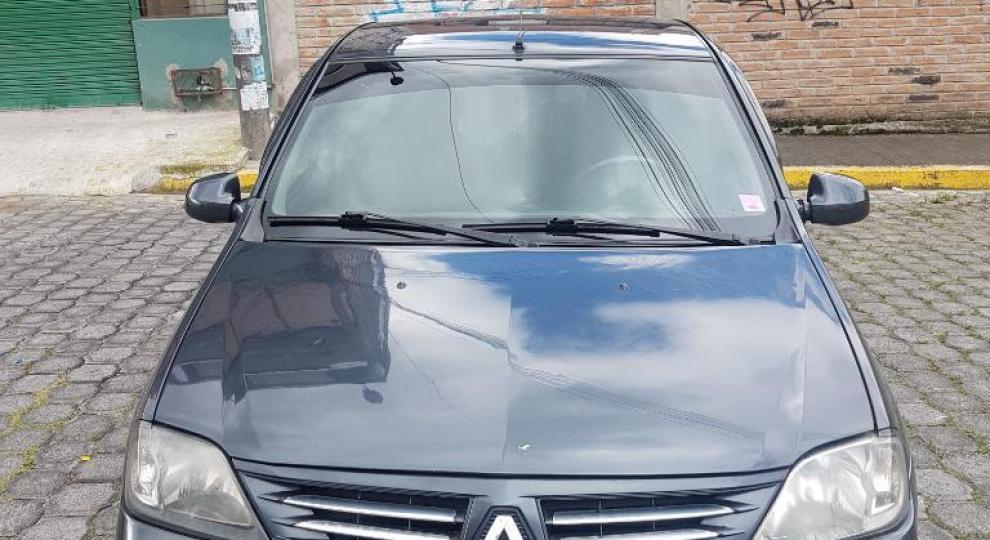 Renault Logan 2010 Quito