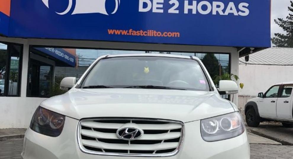 Hyundai Santa Fe 4x2 2011 Quito
