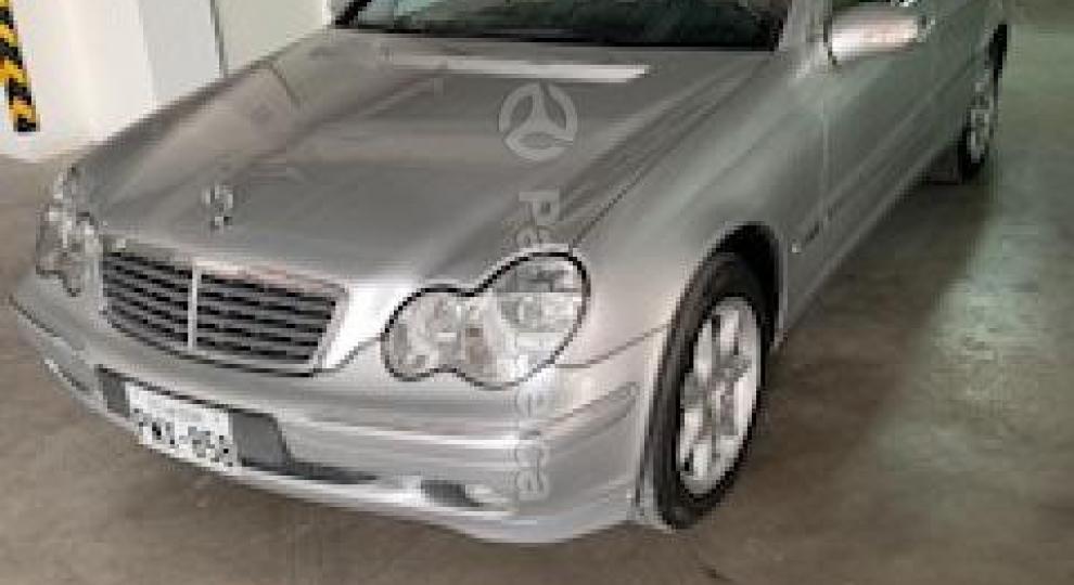 Mercedes Benz C320 2001 Quito