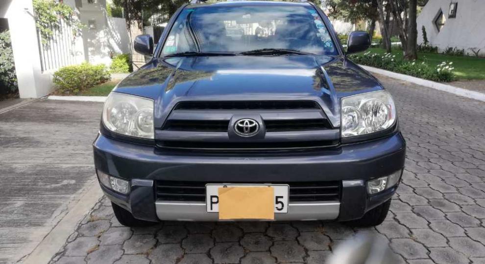 Toyota 4 Runner SR5 2004 Quito