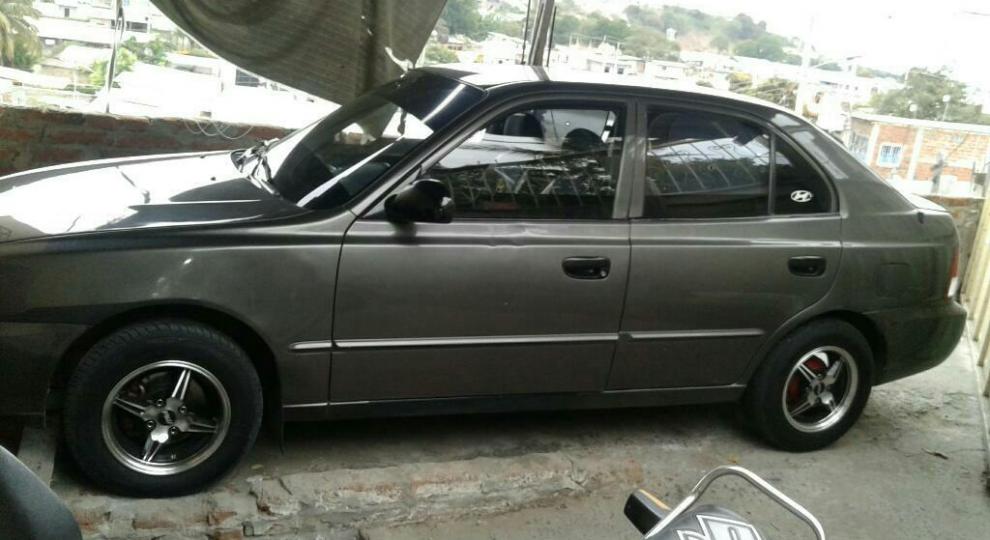 Hyundai Accent 2002 Manta
