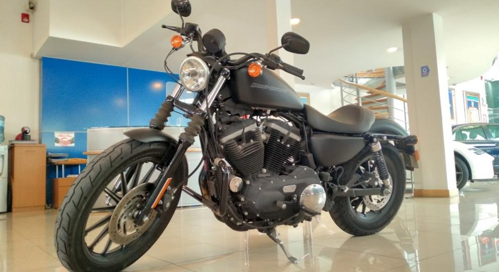 Harley Davidson Custom 883 - Chopper 2011 Quito