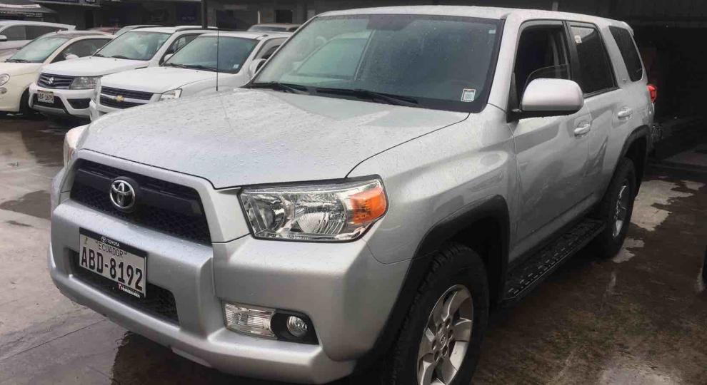 Toyota 4 Runner 2014 Cuenca