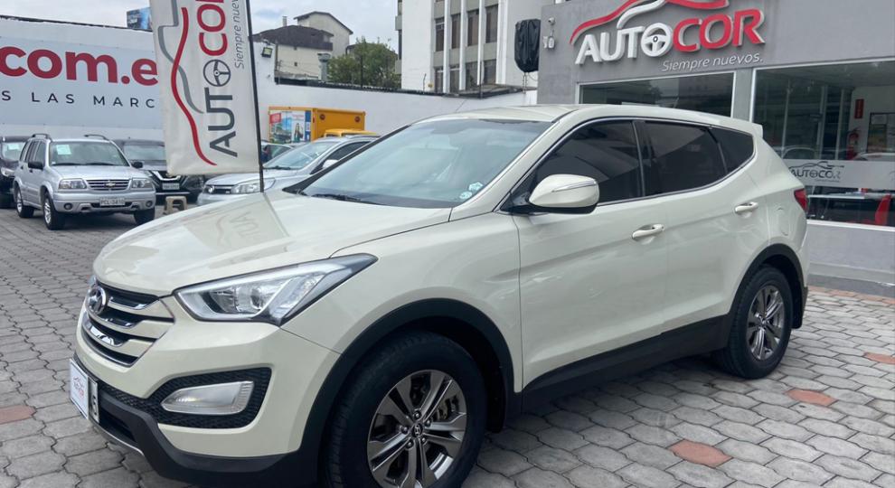 Hyundai Santa Fe 4x2 2014 Quito
