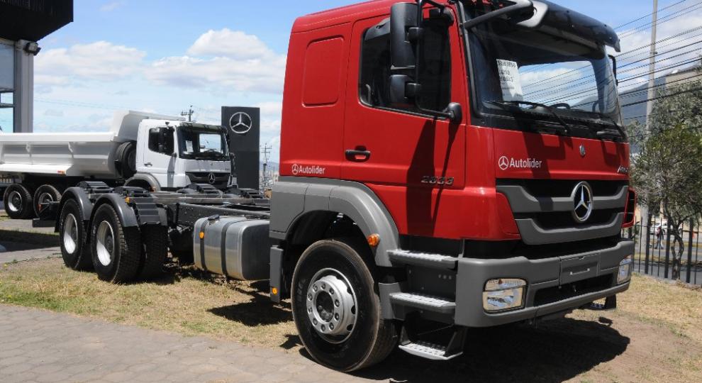 Mercedes Benz Axor 2633 2015 Quito