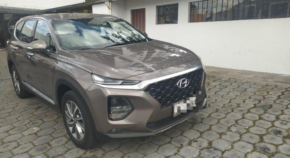 Hyundai Santa Fe 4x2 2019 Quito