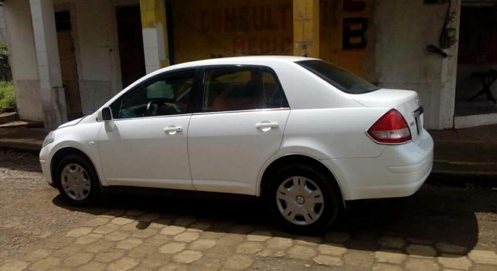 Nissan Tiida 2011 Caluma