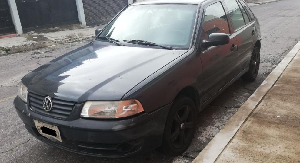 Volkswagen Gol Confortline 1.8 2003 Quito
