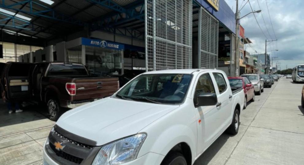 Chevrolet D-MAX CRDI 3.0 CD 4X2 DIESEL 2018 Guayaquil
