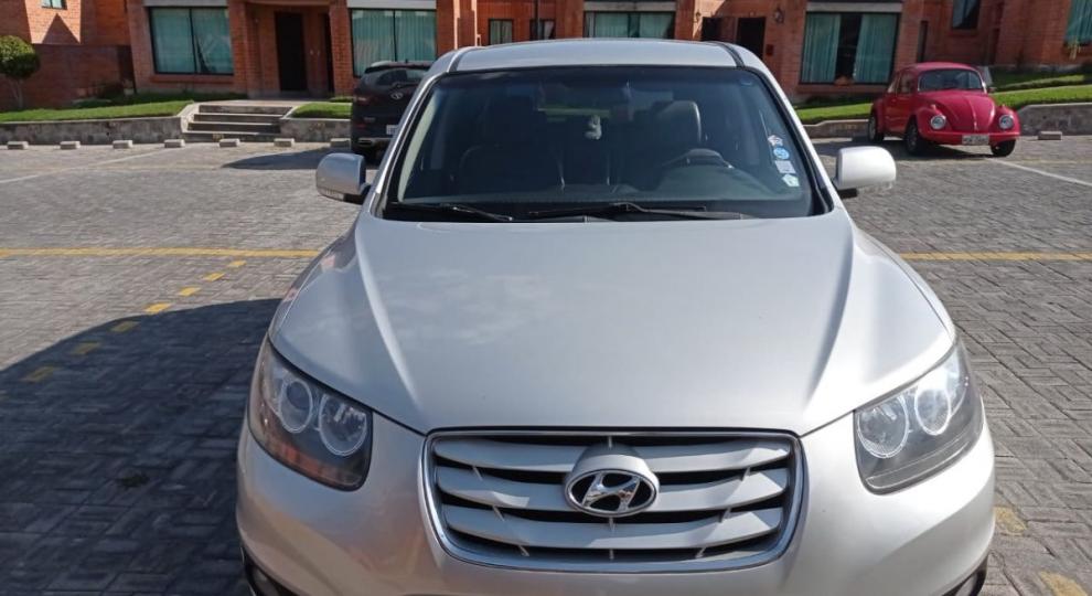 Hyundai Santa Fe 4x2 2011 Quito