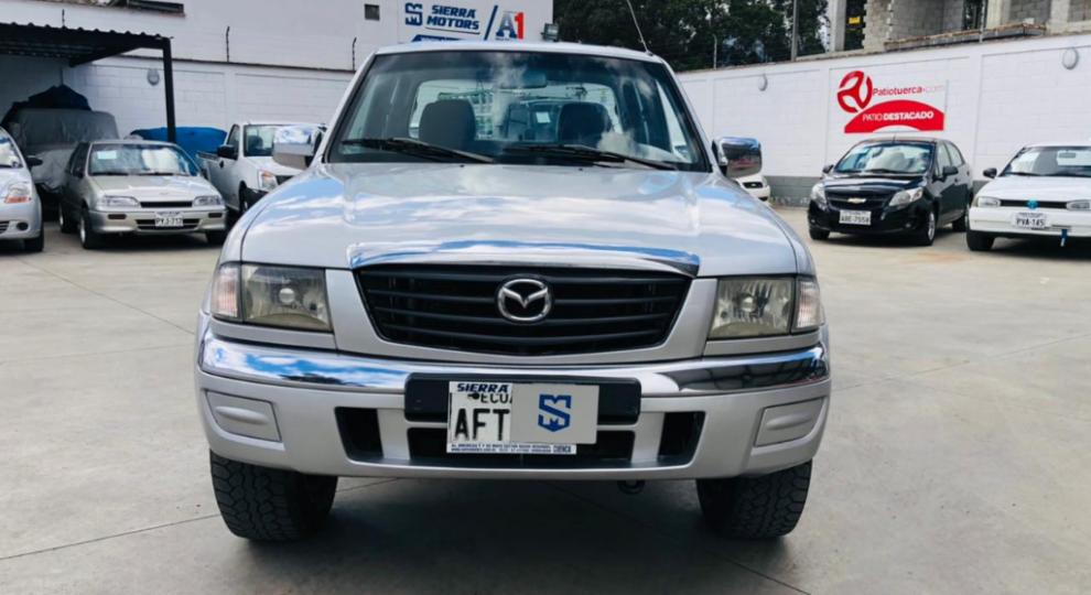 Mazda B2600 CD 2007 Cuenca