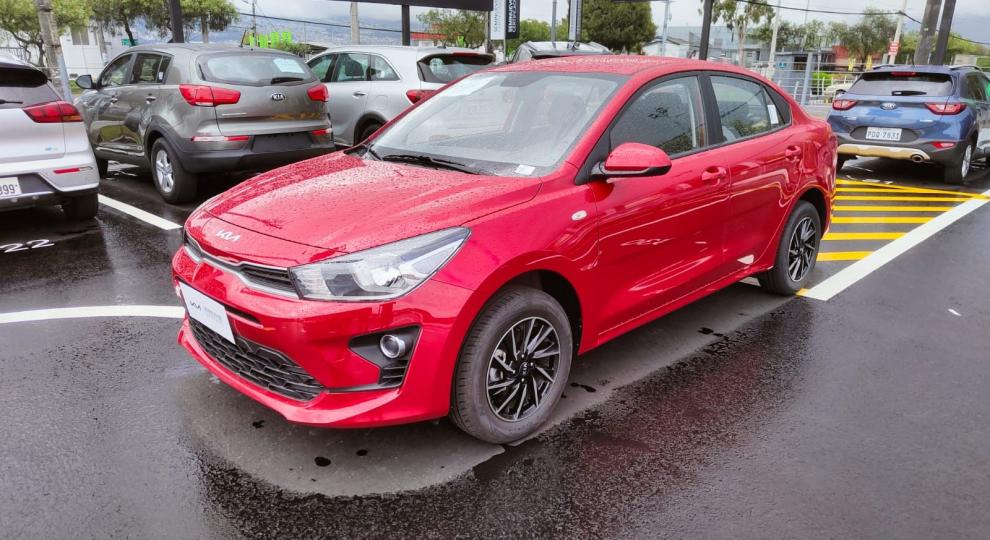 Kia Rio LX AC 2022 Quito