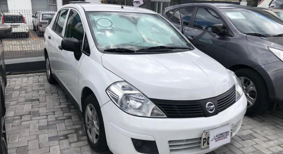 Nissan Tiida 2015 Quito