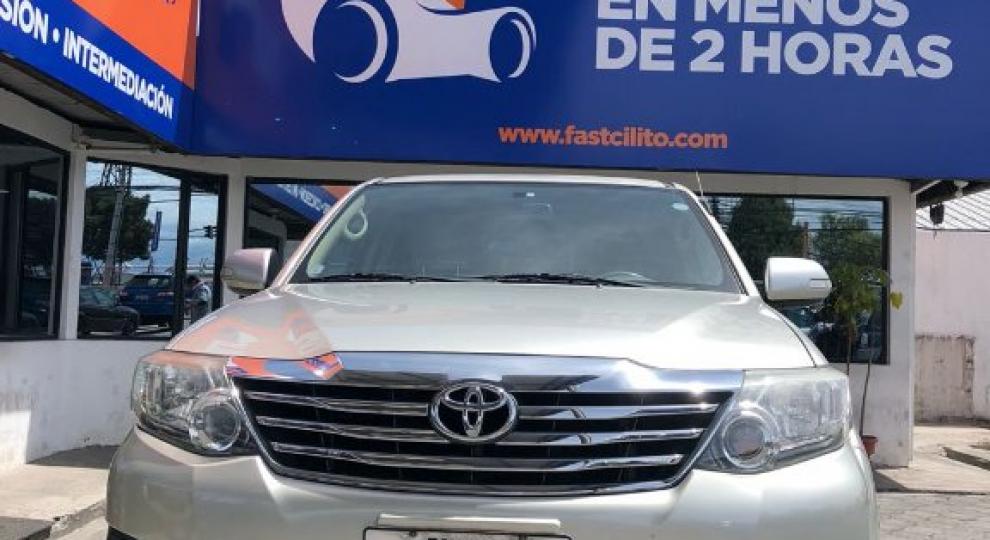 Toyota Fortuner 2.7 2012 Quito