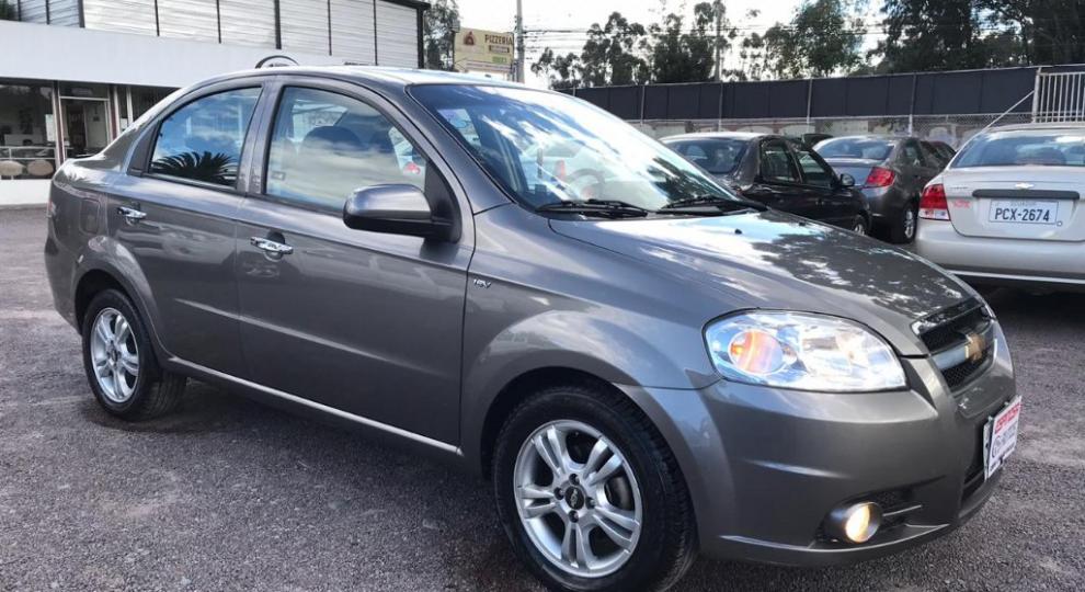 Chevrolet Aveo Emotion 2015 Quito