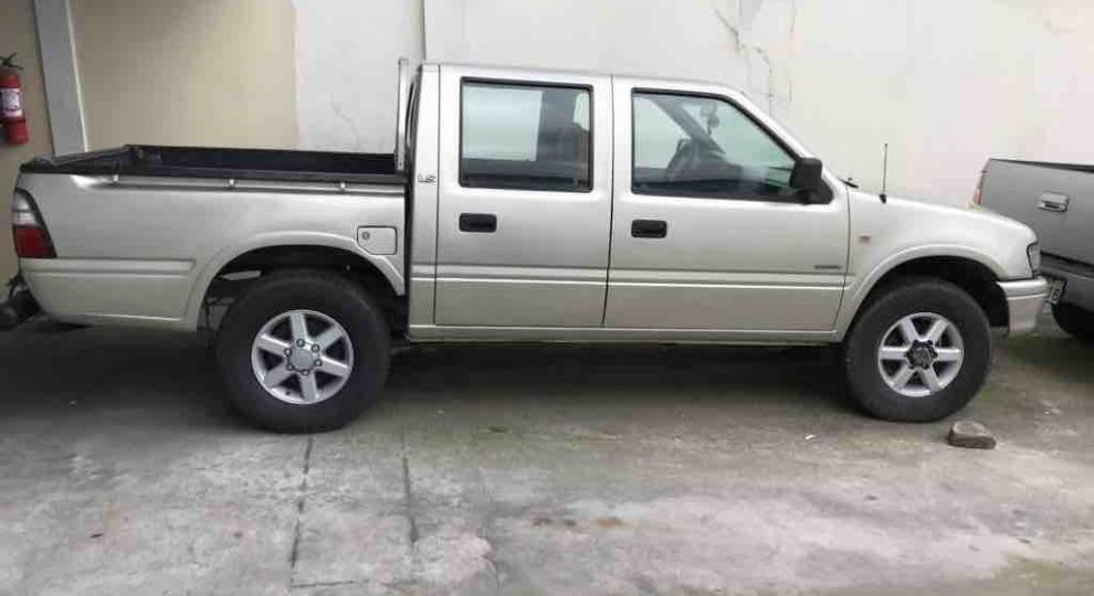 Chevrolet LUV V6 CD 2003 Quito