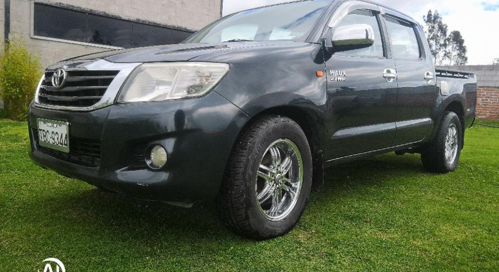 Toyota Hilux CD 4x2 2012 Riobamba