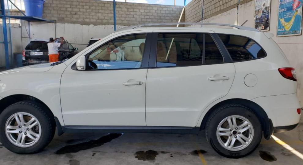 Hyundai Santa Fe 4x2 2010 Quito
