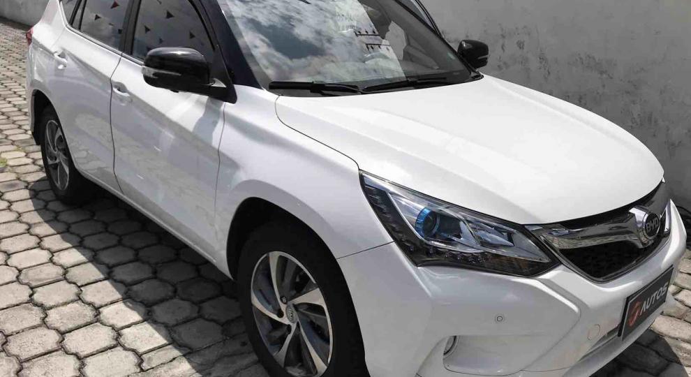 BYD Yuan GLX LF 2018 Quito