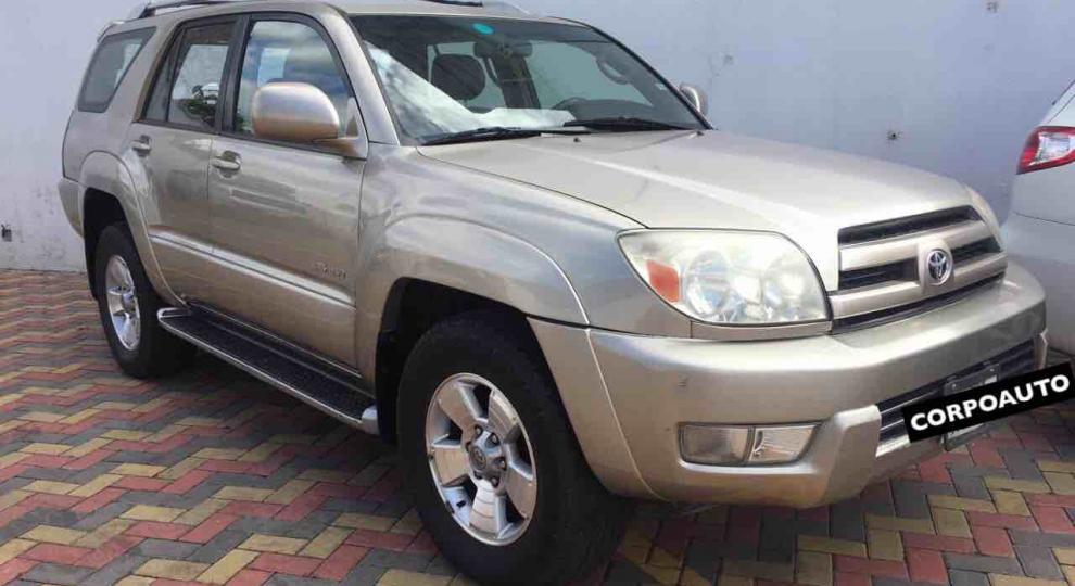 Toyota 4 Runner SR5 2004 Cuenca