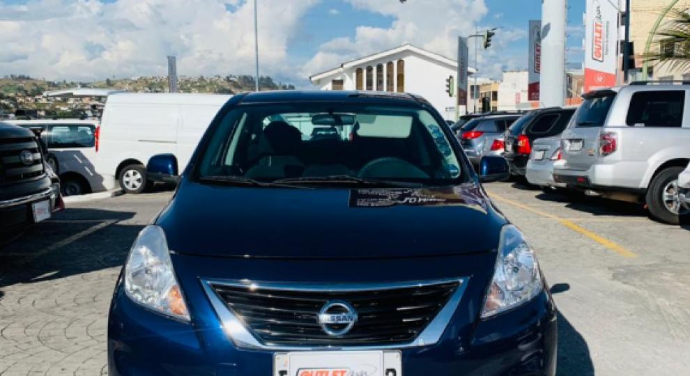 Nissan Versa 2014 Ambato