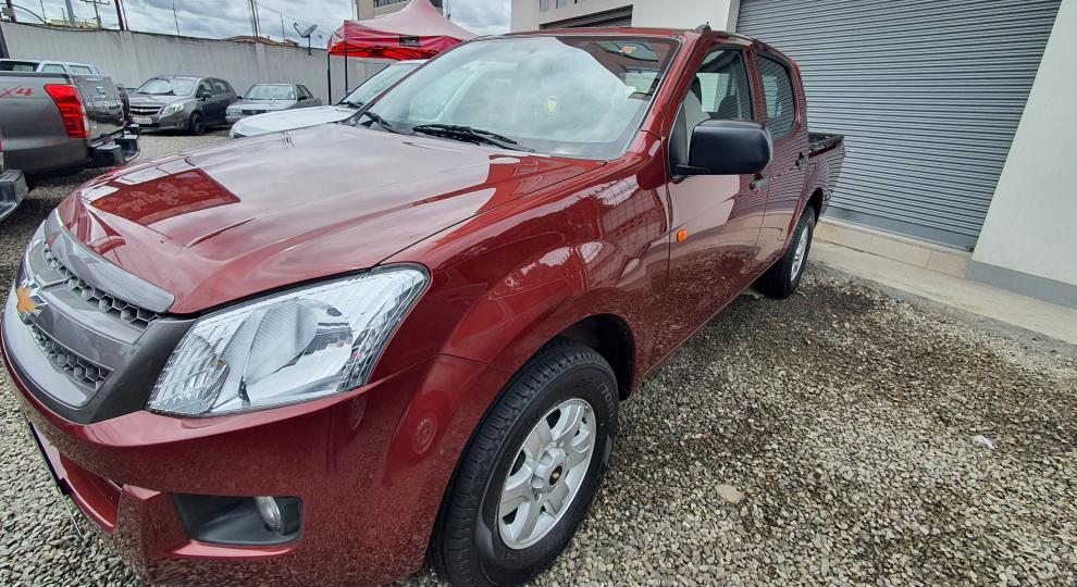 Chevrolet D-MAX CRDI 3.0 CD 4X2 DIESEL 2018 Cuenca