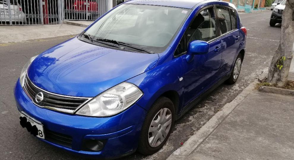 Nissan Tiida 2011 Quito