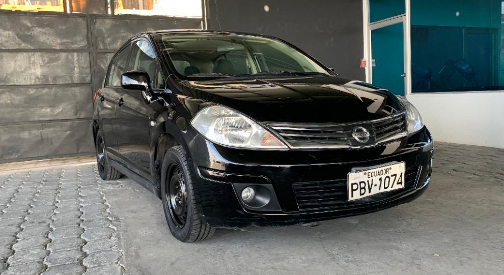 Nissan Tiida 2012 Quito