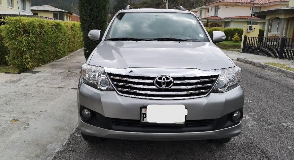 Toyota Fortuner 2.7 2015 Quito