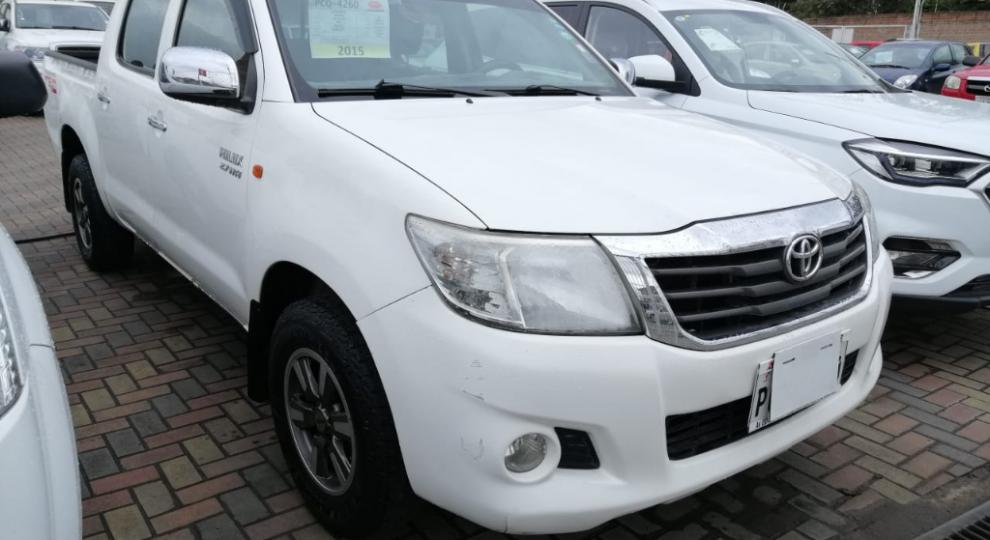 Toyota Hilux CD 4x2 2015 Cuenca