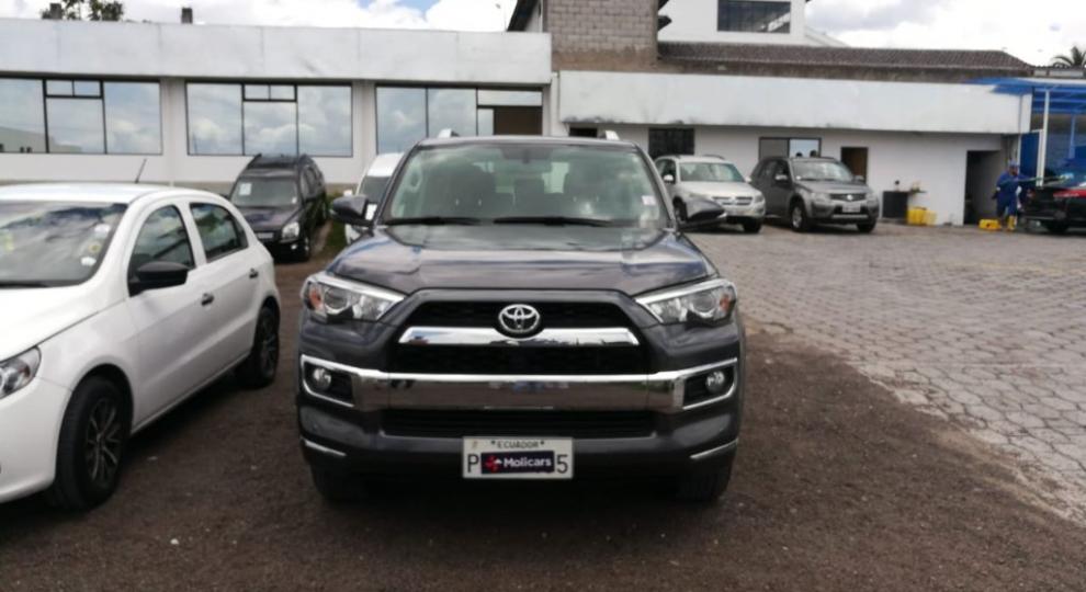 Toyota 4 Runner Limited 2015 Quito