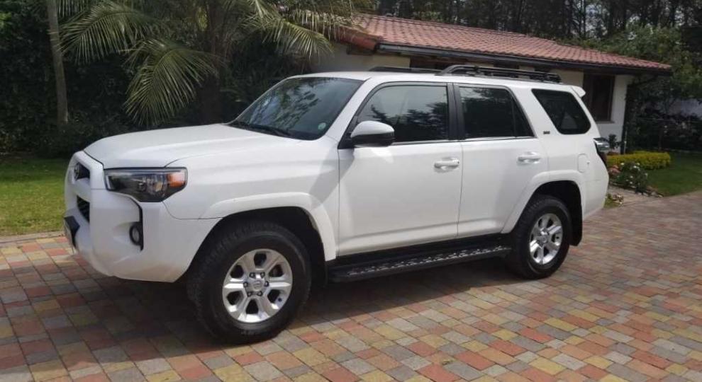 Toyota 4 Runner SR5 2015 Quito