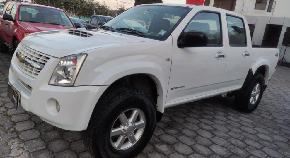Chevrolet D-MAX CRDI AC 3.0 CD 4X4 TM DIESEL 2013 Quito