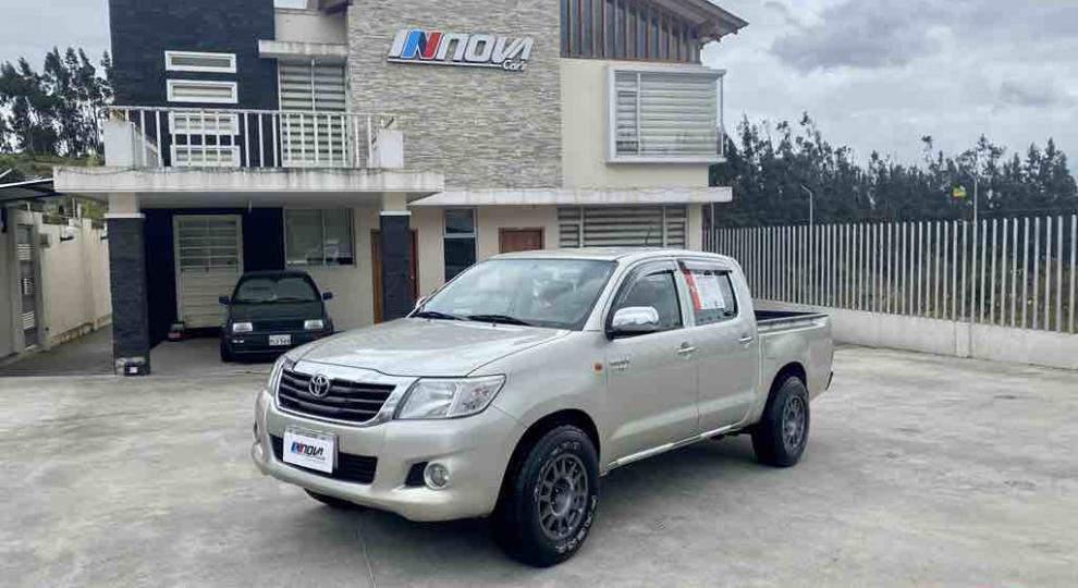 Toyota Hilux CD 4x2 2014 Pelileo