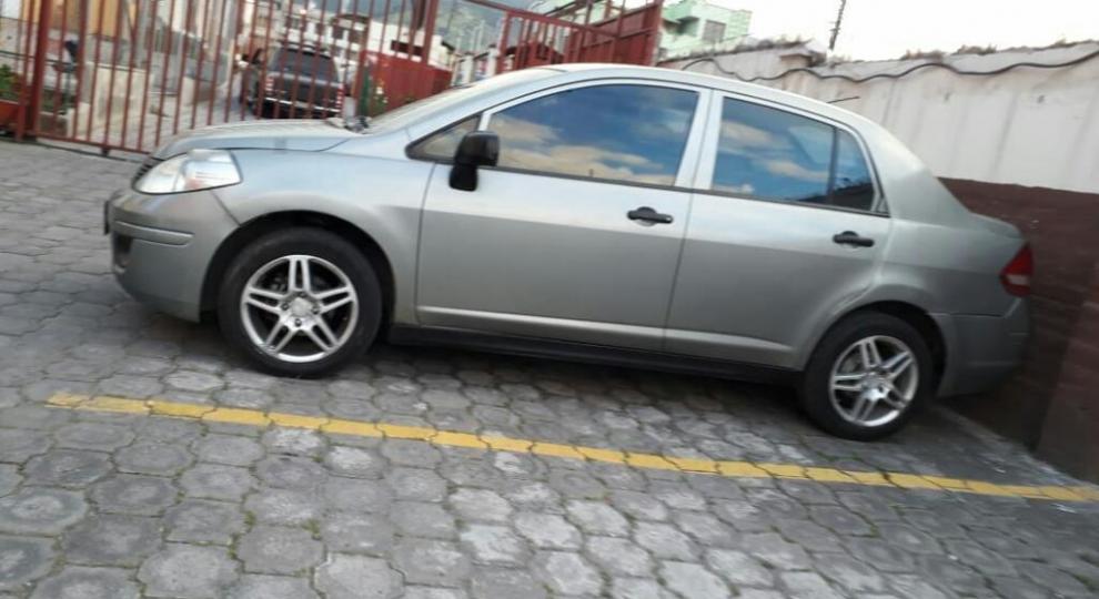 Nissan Tiida 2013 Quito
