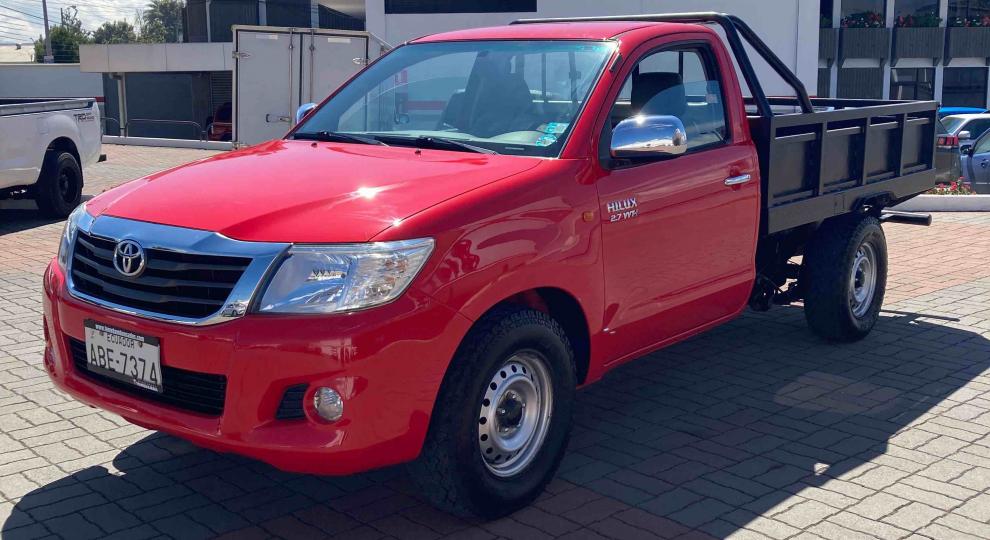 Toyota Hilux CS 4x2 2015 Cuenca
