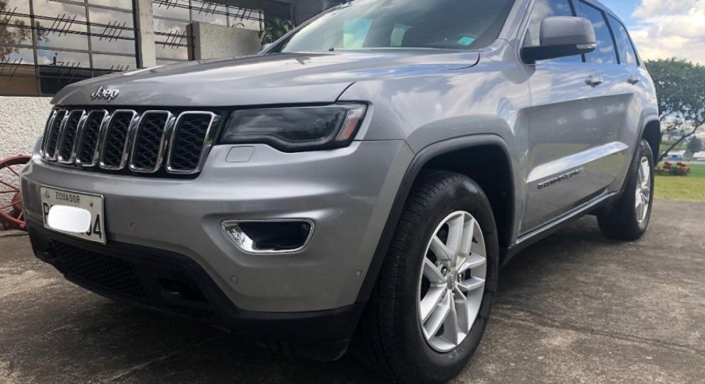 Jeep Grand Cherokee Laredo 2017 Quito