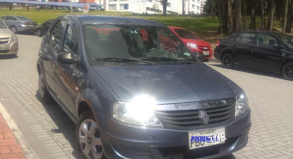 Renault Logan 2012 Machachi