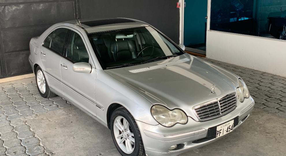 Mercedes Benz C200 K 2002 Quito