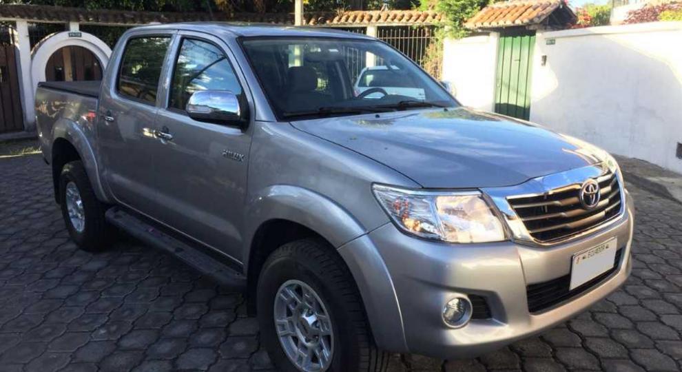 Toyota Hilux SR AC CD 2015 Quito
