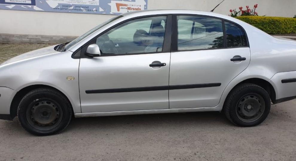 Volkswagen Polo 2004 Cumbayá