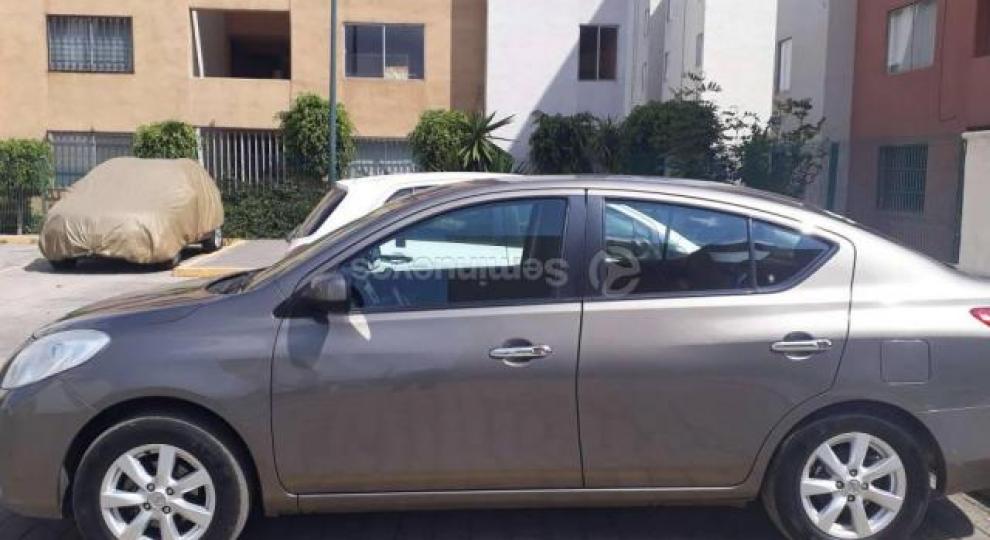 Nissan Versa 2012 Aporo