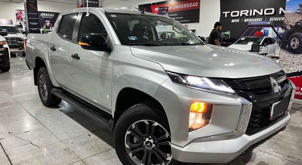 Mitsubishi L200 2024 Nezahualcoyotl