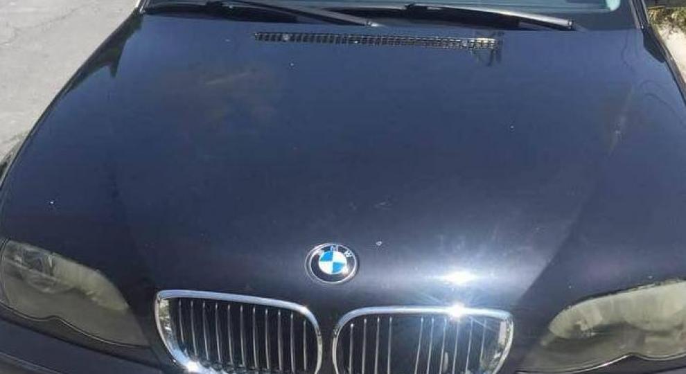 BMW 325i 2002 Mina
