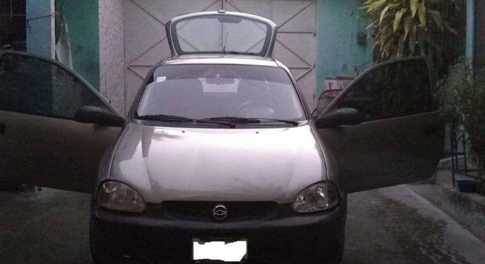 Chevrolet Chevy 2002 Ayala