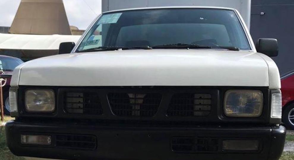 Nissan NP 300 1994 Ures