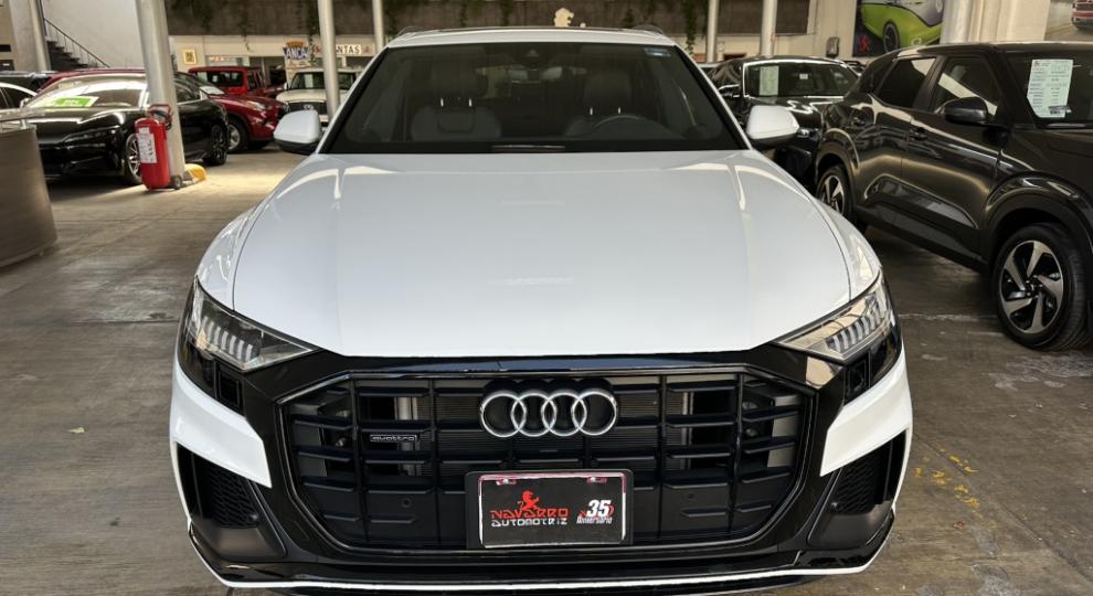 Audi Q8 HYBRID S-LINE 2023 Zapopan