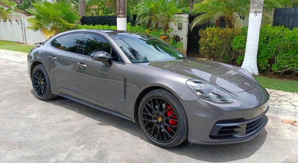 Porsche Panamera 2018 Cancun