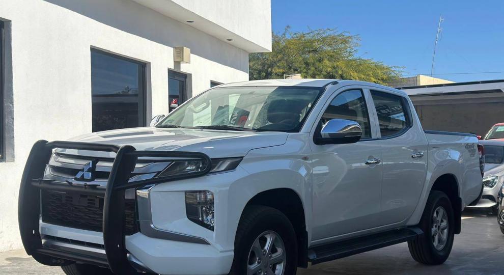 Mitsubishi L-200 2021 Hermosillo