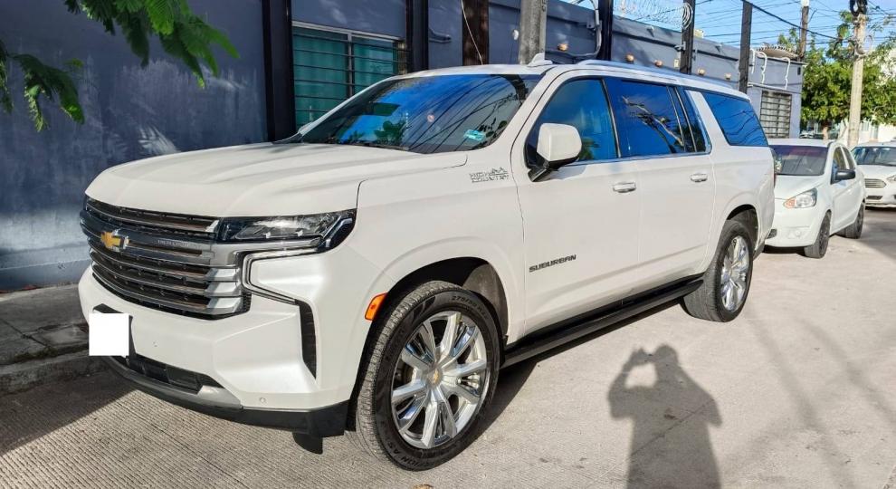 Chevrolet Suburban 2021 Cancun